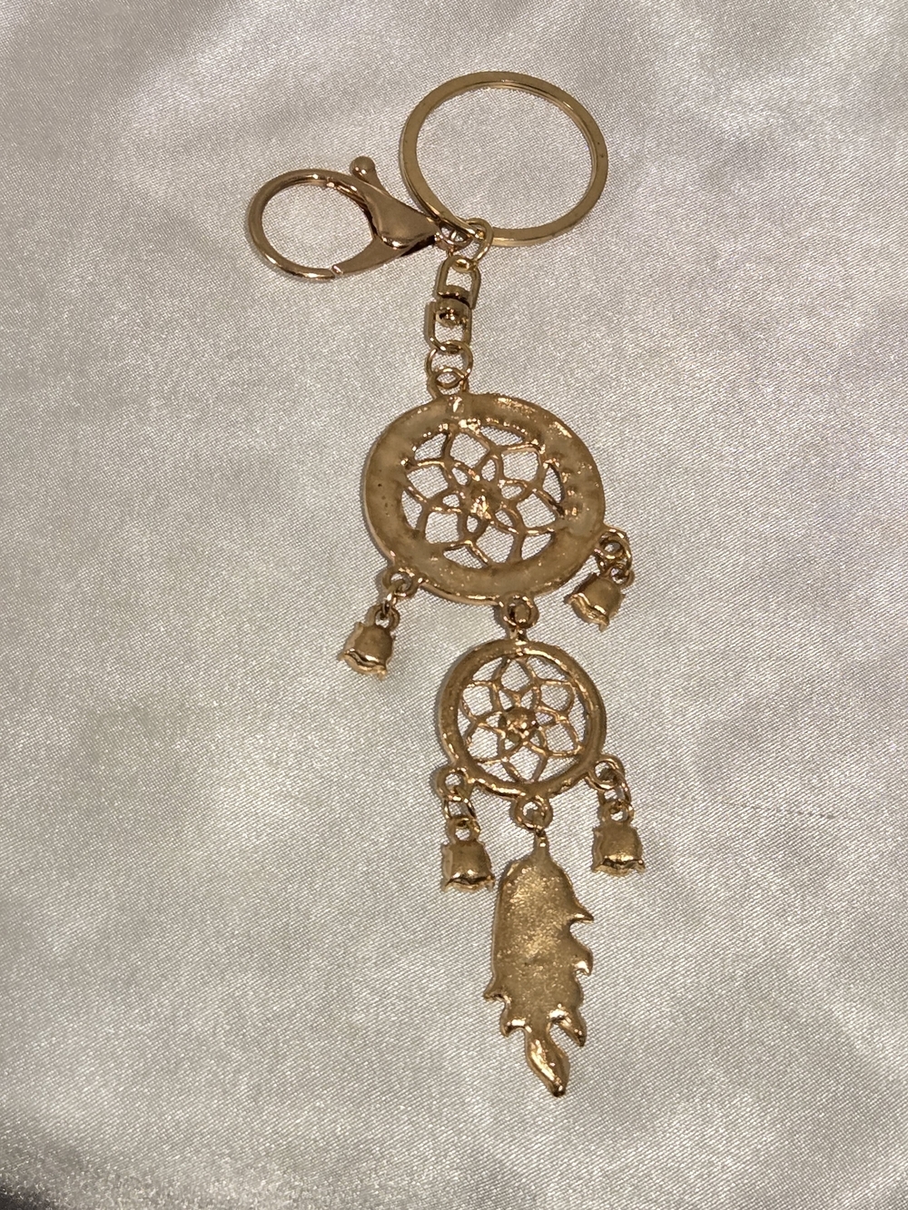 Rose Gold Dreamcatcher Crystal Bag Charm/Keychain NWOT - Picture 3 of 3